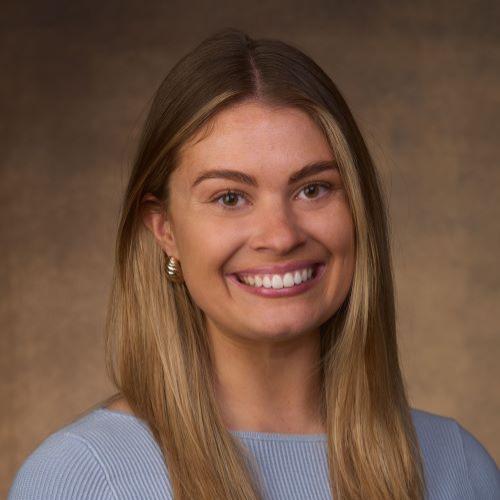 Lily Durcholz Headshot